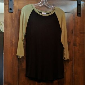 Lularoe 3/4 sleeve randy top olive green and black